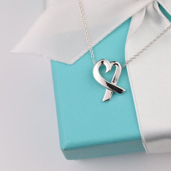 Tiffany & Co. Necklace Paloma Picasso Vintage Loving Heart Pendant in Silver - Picture 5 of 10